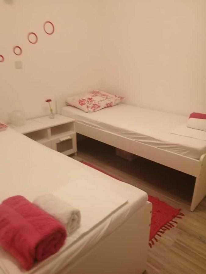 Apartman Dora Leilighet Pag Town Eksteriør bilde